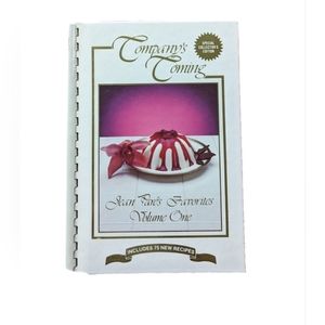(3 for $20) 1rst Edition Jean Paré Cookbook Company's Coming Volume One -
